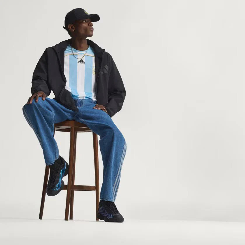 Designer: ADIDAS