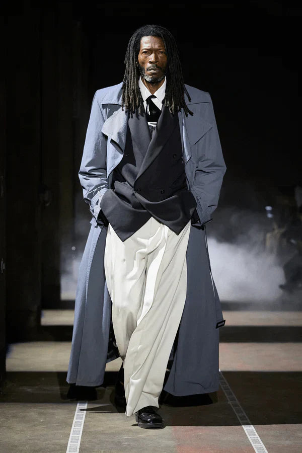 Designer: Louis Gabriel Nouchi